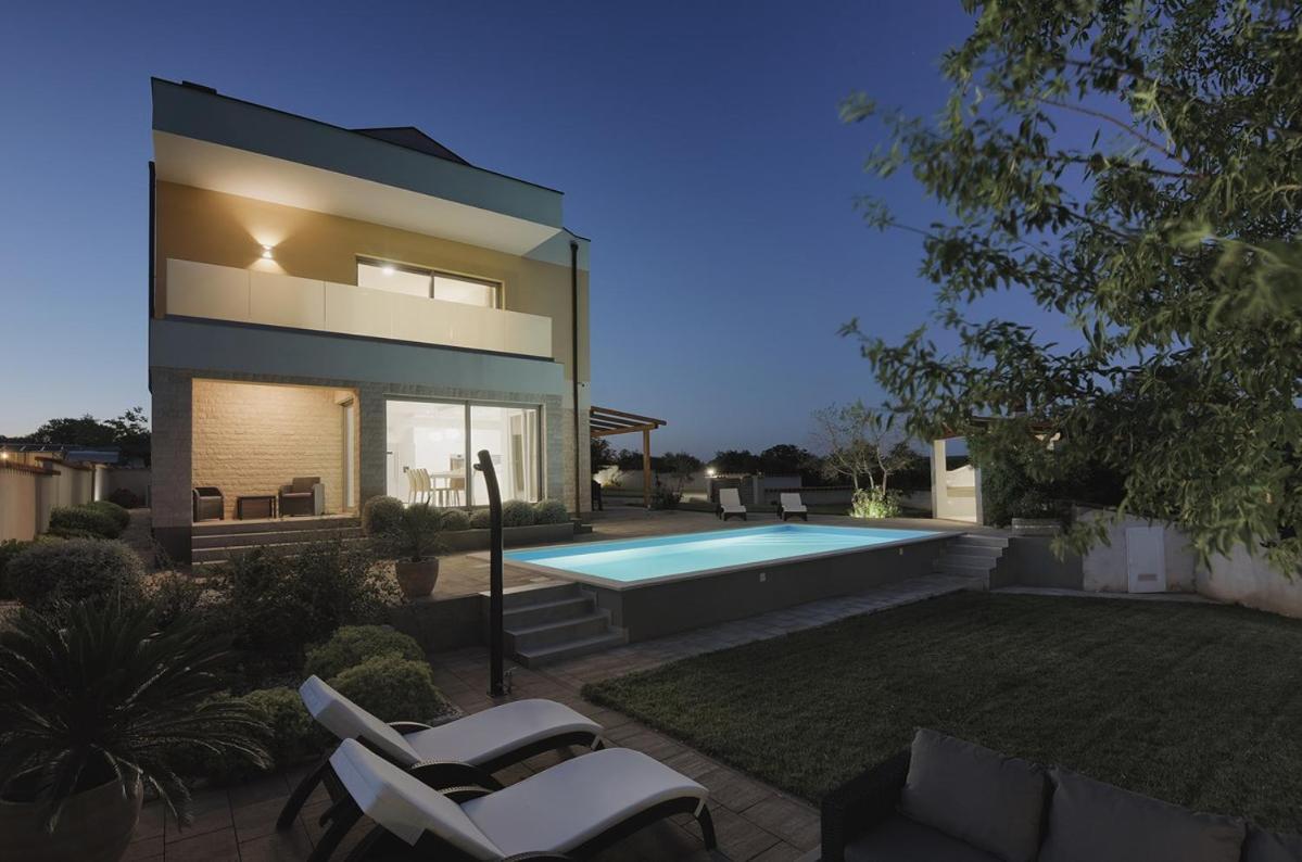Villa White Barbariga Exterior foto
